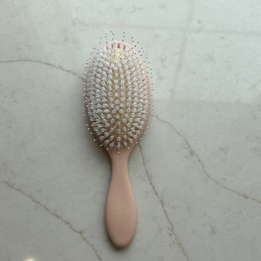 dae Pink Cushion Hair Brush – Gentle Detangling Paddle Brush
